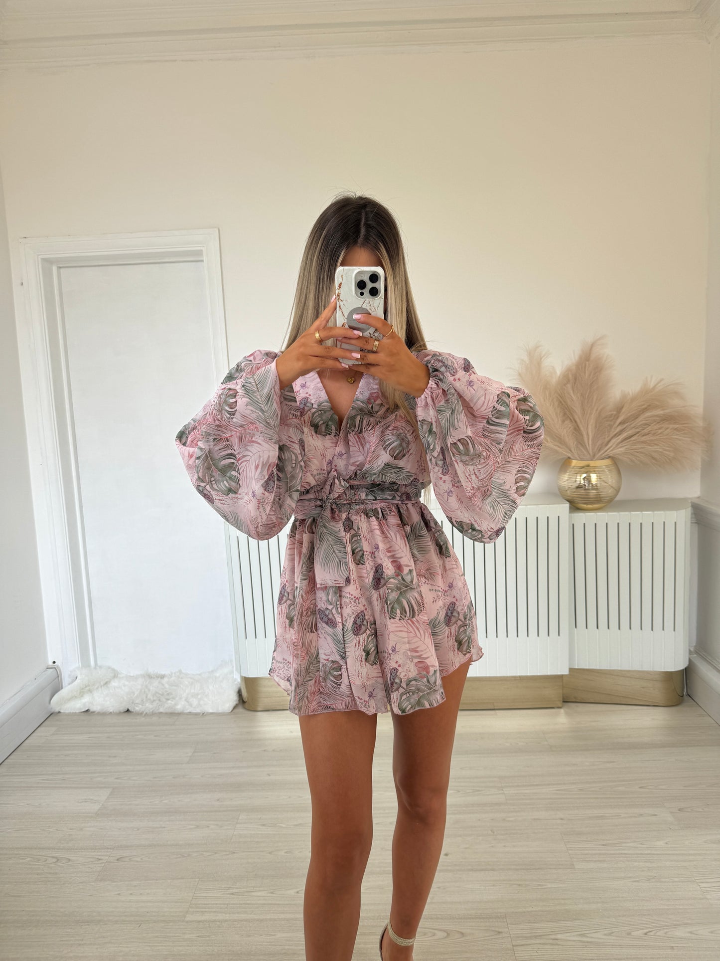 Pale pink & leaves print chiffon set