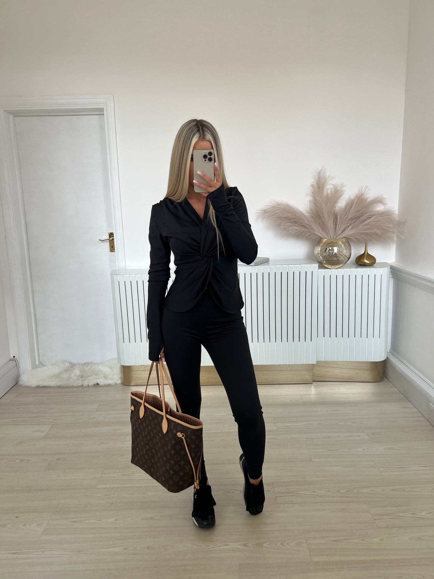 Black LEGGINGS