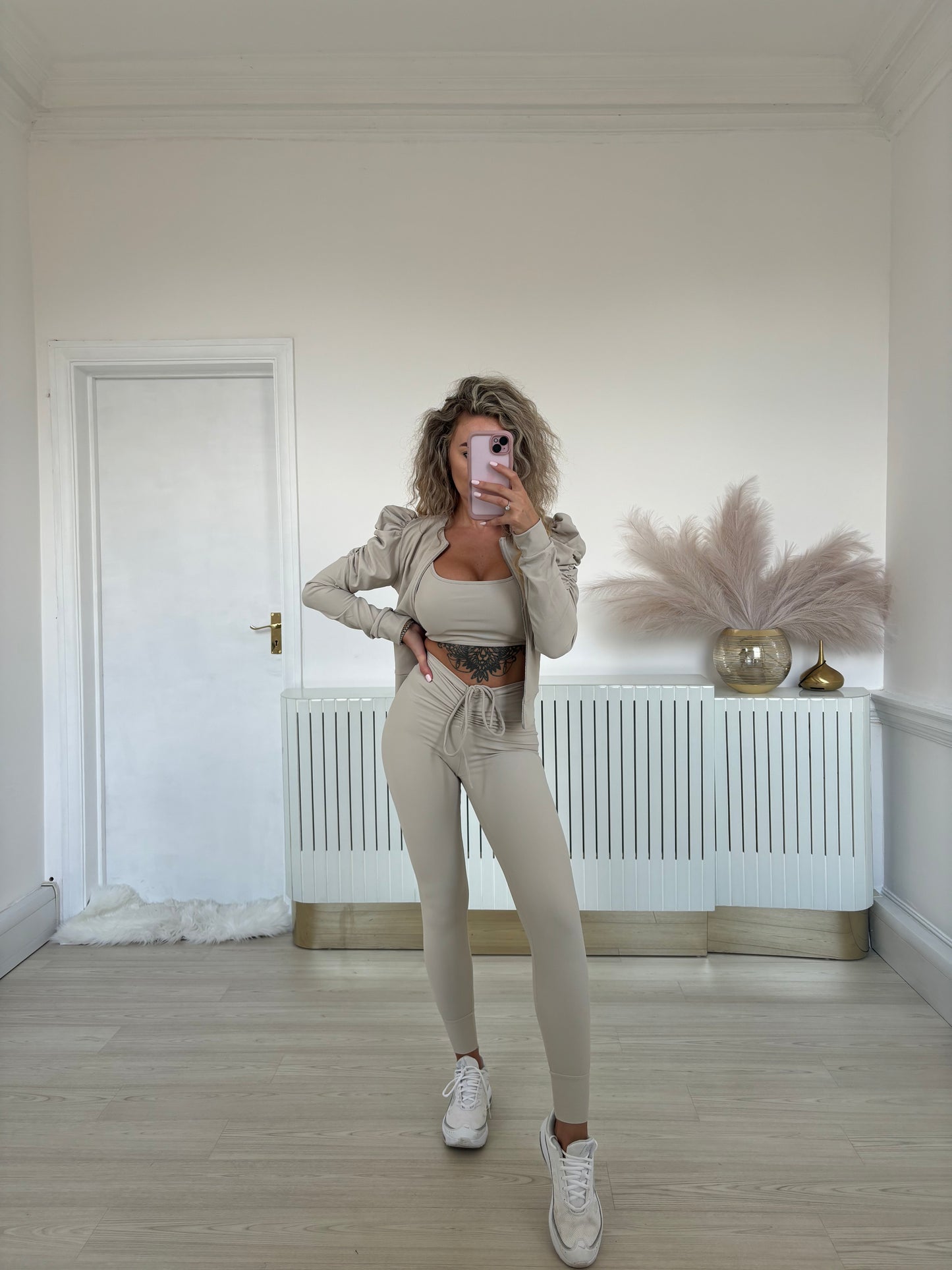 Beige ribbed LEGGINGS - RUCHED FRONT