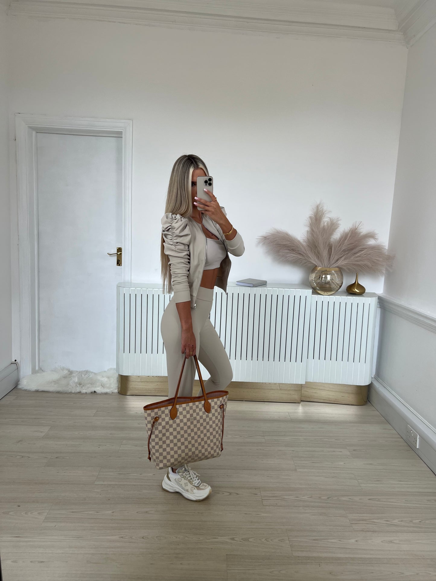 Puffy shoulders ribbed JACKET beige