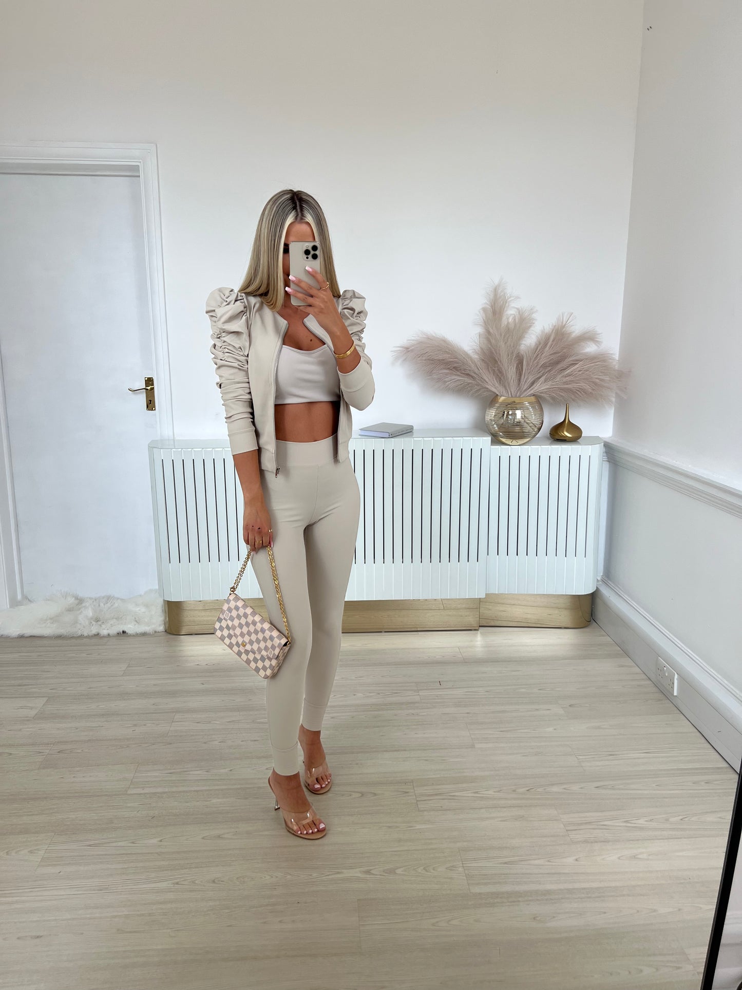Puffy shoulders ribbed JACKET beige